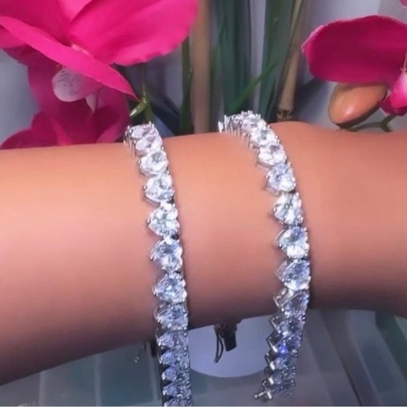 Heart Tennis bracelet - Picture 5 of 5